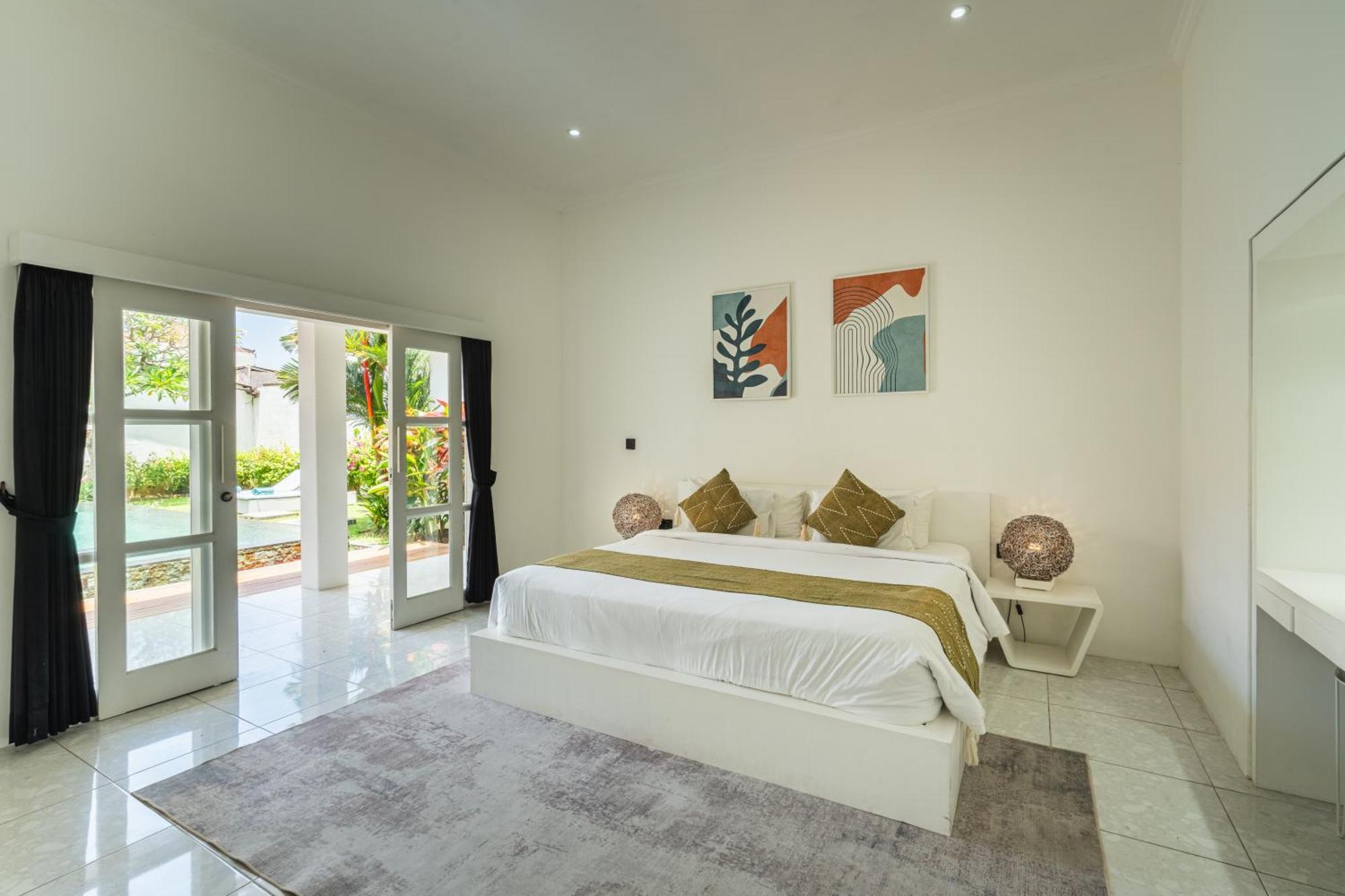 Modern 3 Bedrooms Walking Distance Villa *
